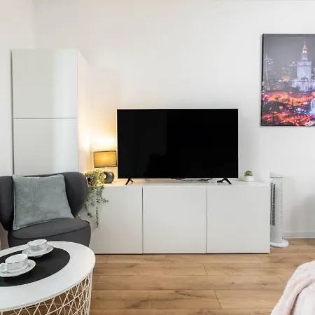 Apartment The Blue Nest Targowek *