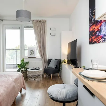 Apartment The Blue Nest Targowek Warschau