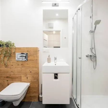 Apartment The Blue Nest Targowek *